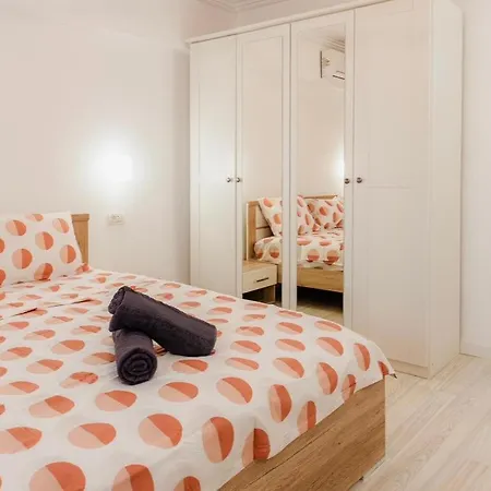 Unirii Downtown 1 *